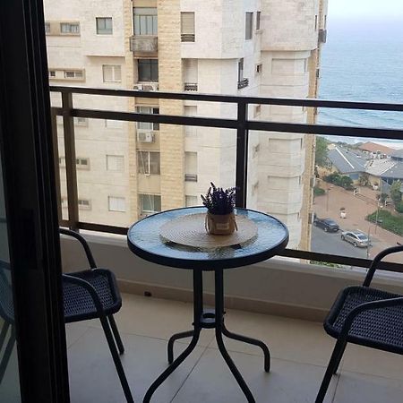 2 Bdr Nitza Appartment With Balkony Netanya Exterior foto