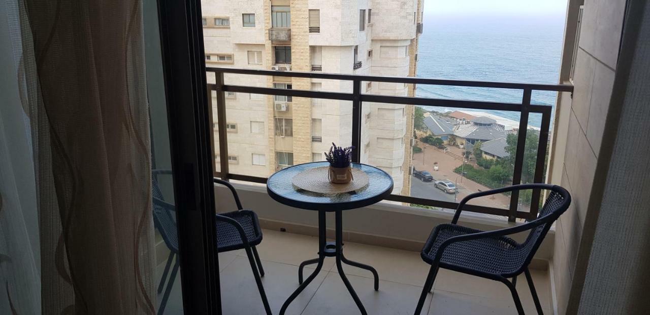 2 Bdr Nitza Appartment With Balkony Netanya Exterior foto