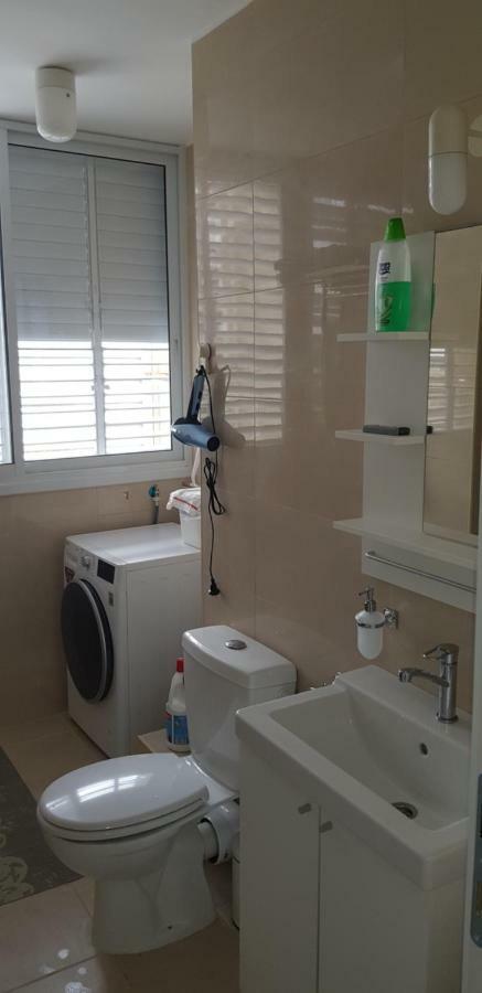 2 Bdr Nitza Appartment With Balkony Netanya Exterior foto