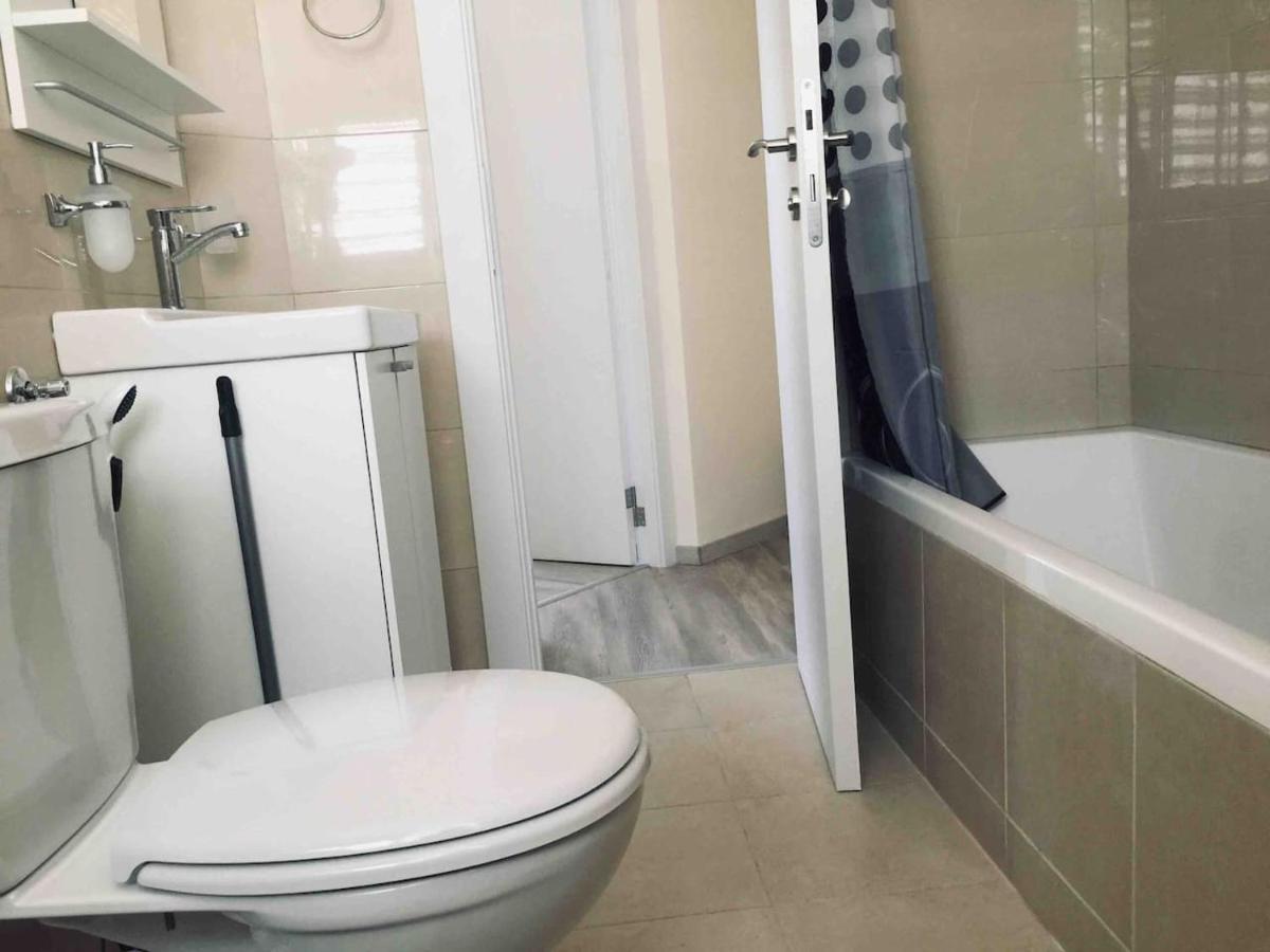 2 Bdr Nitza Appartment With Balkony Netanya Exterior foto